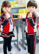  校服定制厂家介绍不同年龄段校服设计风格